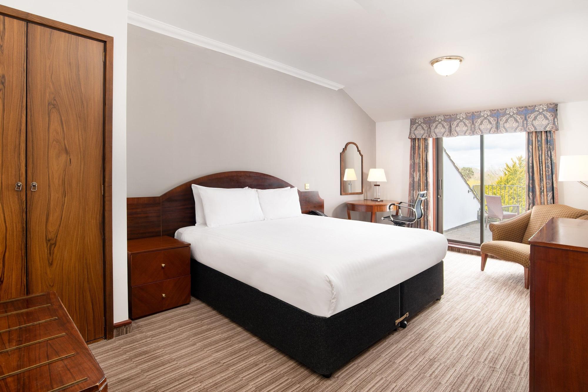 Copthorne Effingham Gatwick Hotel Esterno foto