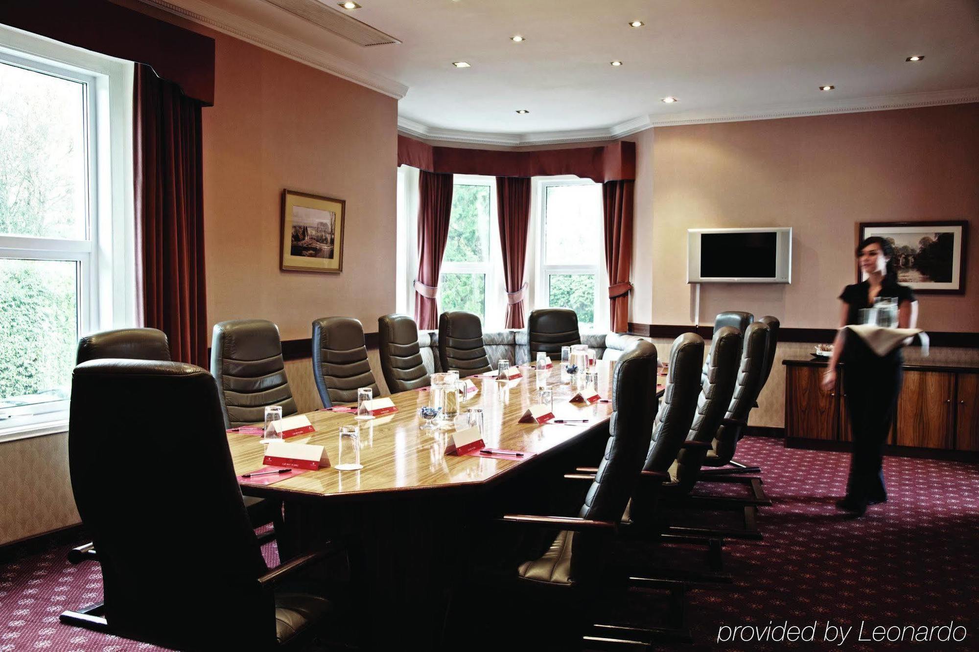 Copthorne Effingham Gatwick Hotel Affari foto
