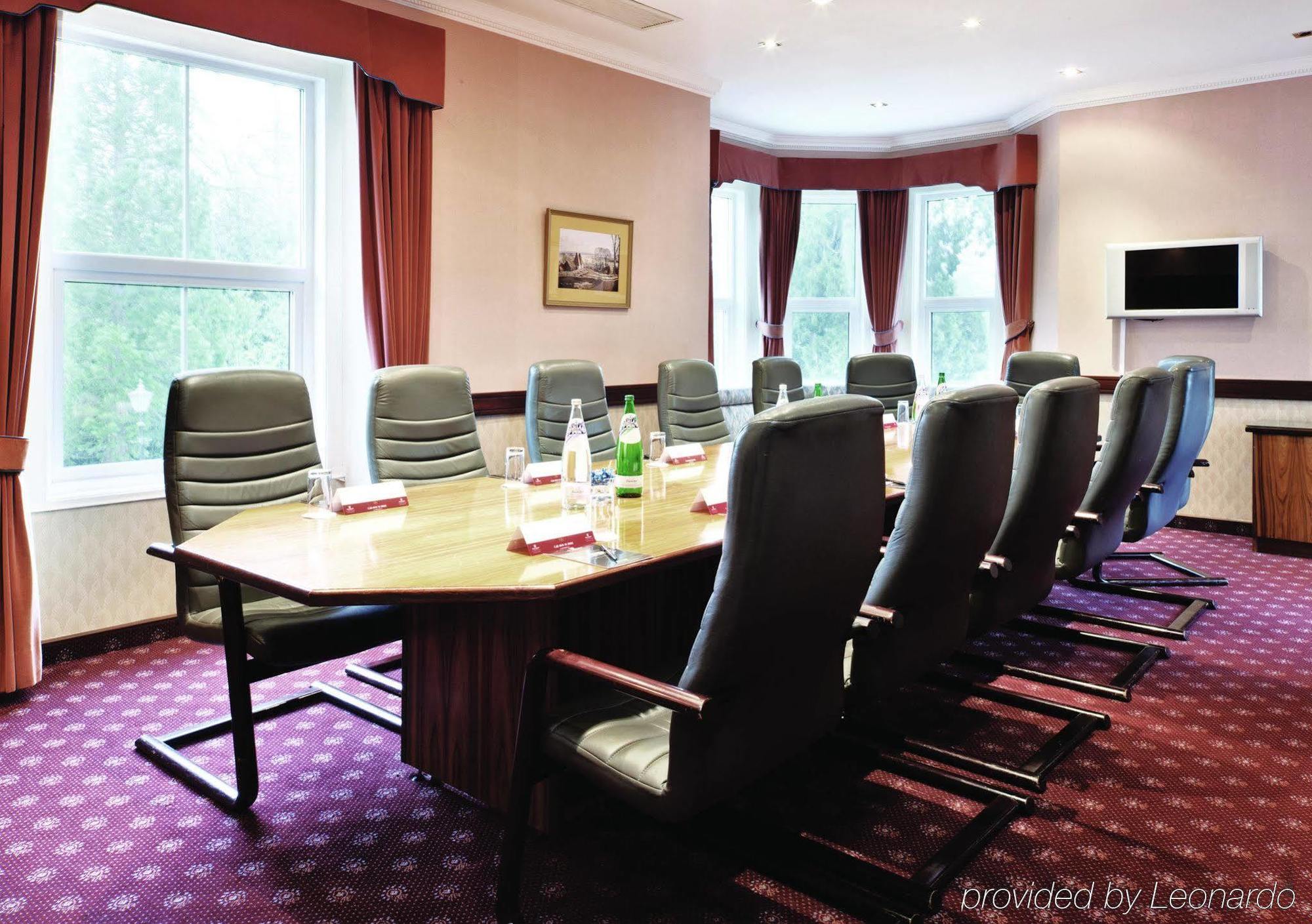 Copthorne Effingham Gatwick Hotel Affari foto