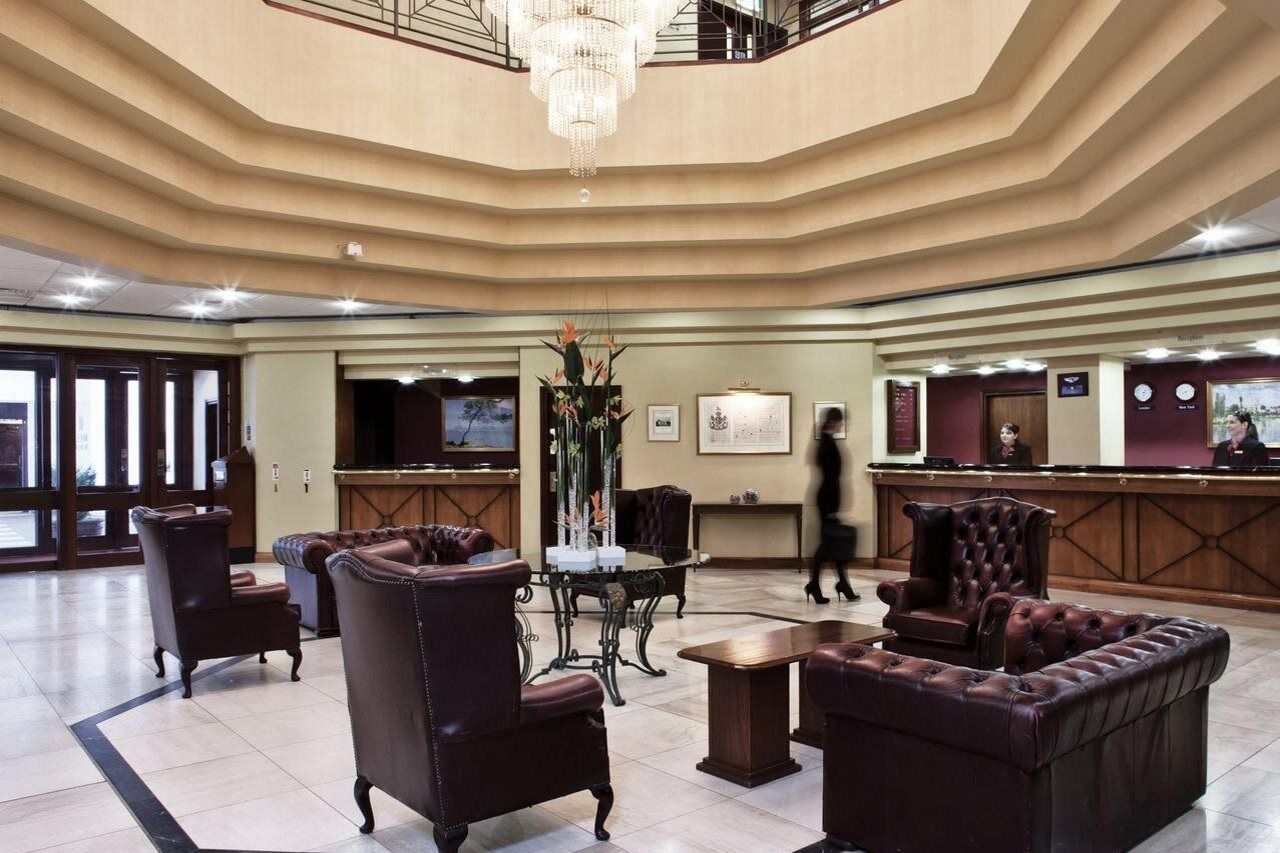 Copthorne Effingham Gatwick Hotel Esterno foto